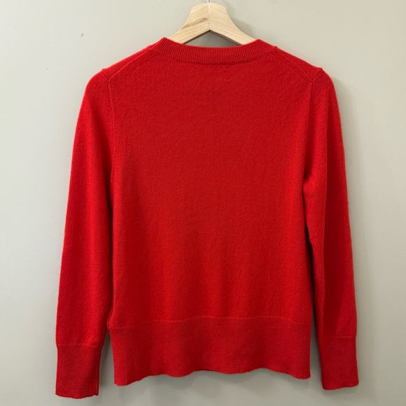 J Crew 100% Cashmere classic-fit crewneck sweater size XS in Red holiday - Picture 8 of 8